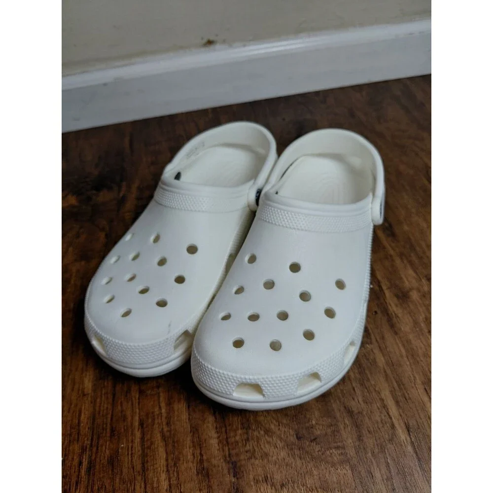 Crocs Classic Men Size 11 Sandals White Comfort Lightweight